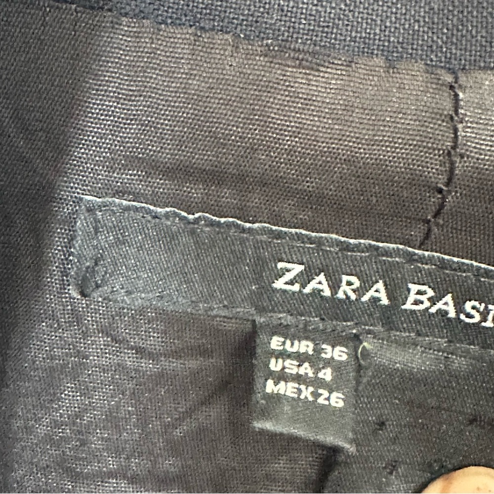 Zara Basic Solid Black Single Breasted Blazer Jac… - image 4